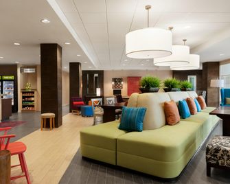 薩凡納機場希爾頓惠庭飯店 - 普勒 - 休閒室