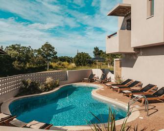 Amoessa Boutique - Adults Only - Polychrono - Zwembad