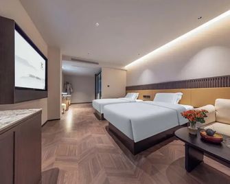Yi Nian · Fangcun Hotel - Nanchang