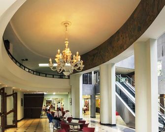 هوتل نوتيبارا - ميديلين - ردهة