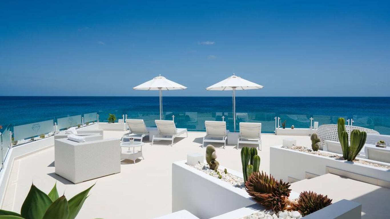 Lani's Suites de Luxe - Adults Only