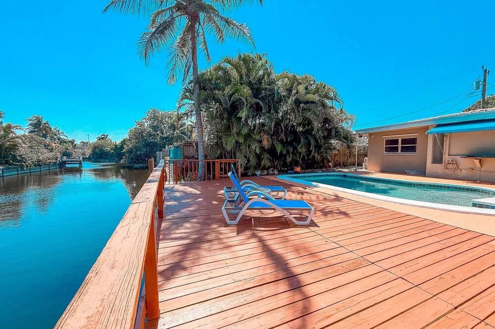 ووترفرونت فلوريدا فيبس آند فيوز - كينج بيد - فورت لاودردال - حوض السباحة