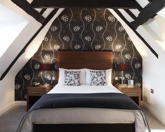 The Boleyn Hotel - Staines-upon-Thames - Bedroom