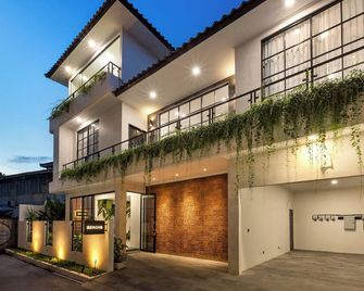 Beach8 Canggu By Kerta Living - North Kuta - Building