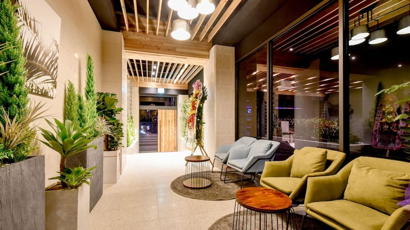 بلانك بيزنس هوتل