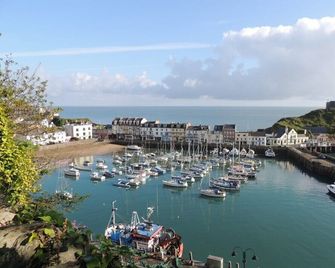 Seagulls Loft - Ilfracombe - Living room