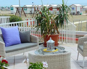 Hotel Columbus - Caorle - Patio