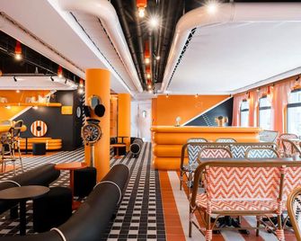 ibis Styles La Rochelle Centre les Minimes - Λα Ροσέλ - Σαλόνι