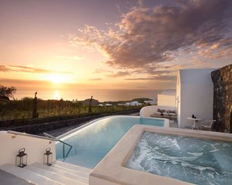 Santo Pure Oia Suites & Villas - Oia - Soveværelse