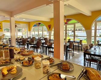 Hotel Recanto dos Pássaros - סאו סבסטיאו - מסעדה