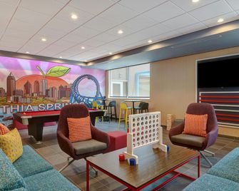 Tru by Hilton Lithia Springs - Lithia Springs - Лаунж