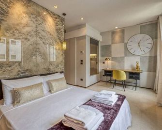 Milan Royal Suites - Luxury Duomo - Milan - Bedroom