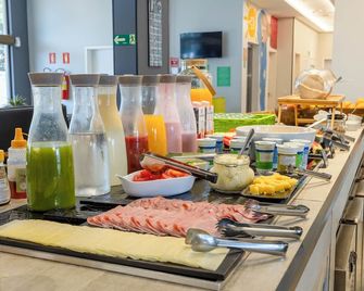Nacional Inn Palmas - Палмас - Buffet