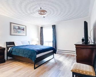 Commons Inn - Halifax - Bedroom