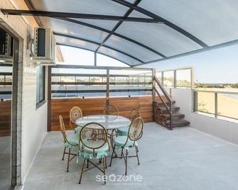 Cobertura com piscina e vista para o mar - VDI0401 - Guarapari - Varanda