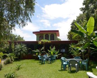 Aparthotel Villa Pacande & Rooms - Alajuela - Patio