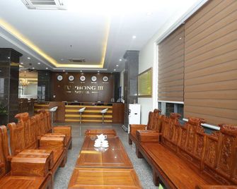 Vu Phong 3 Hotel - Sam Son - Front desk