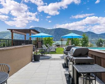 Lake Chelan Condo w/ Resort Pool & Hot Tub! - Manson - Balcón