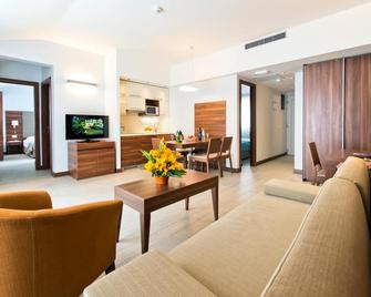 Zaton Holiday Resort - Nin - Sala de estar