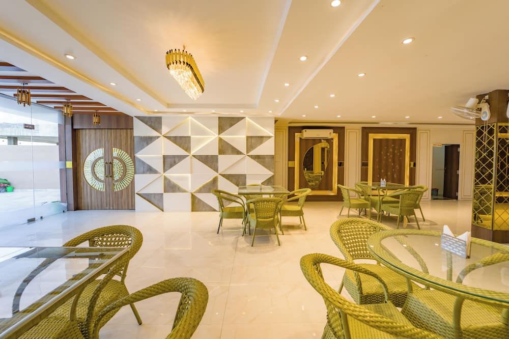 Shiv Rudraksh Resort with Ganges View - Varanasi - Restaurant