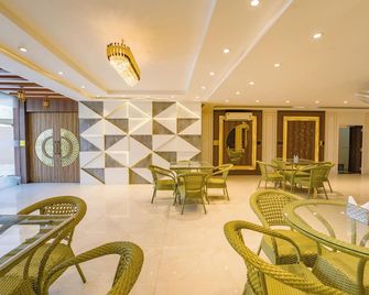 Shiv Rudraksh Resort with Ganges View - Varanasi - Restaurant