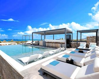 Grey Grand Villa Privater Pool - Argyroupoli - Pool