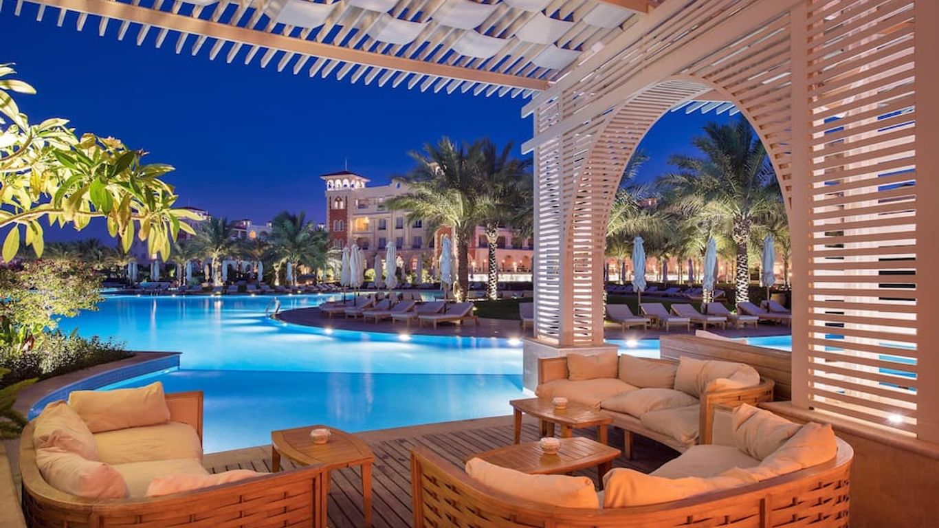 منتجع بارون بالاس سهل حشيش