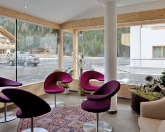 Golden Park Resort - Campitello di Fassa