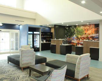 La Quinta Inn & Suites by Wyndham Schertz - Schertz - Lobby
