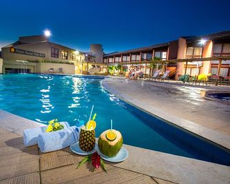 Monte Pascoal Praia Hotel - Porto Seguro - Piscina