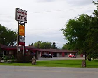 Carravalla Inn - Melfort - Building