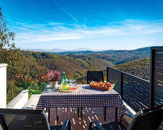 Holiday Home Martin - Varazdinske Toplice - Balcón