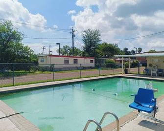 Pen Ann by Capital O Pharr-Mcallen Tx - Pharr - Bazén