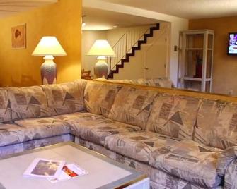 Resort with Great Location - Sparks - Salon