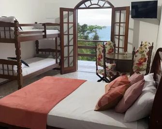 Praia Virgem Hostel - Rio das Ostras - Quarto