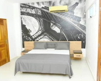 Paris - Lomé - Bedroom