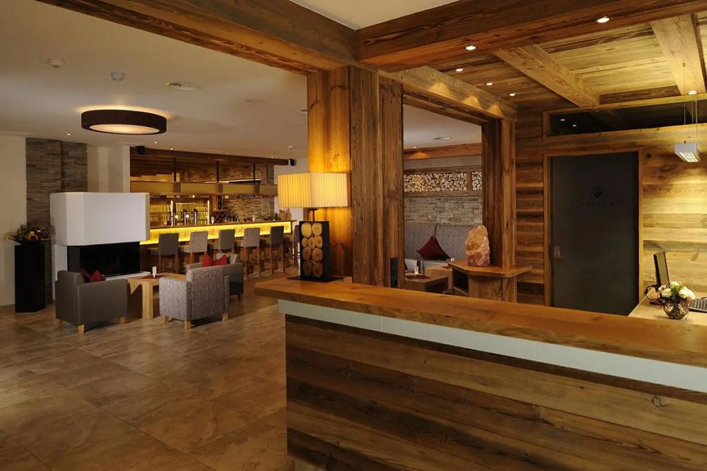 Hotel Garni Alpenjuwel - זרפאוז - בר