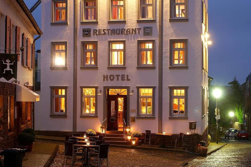 Zur Ewigen Lampe Romantisches Landhotel & Restaurant - Nideggen - Edificio