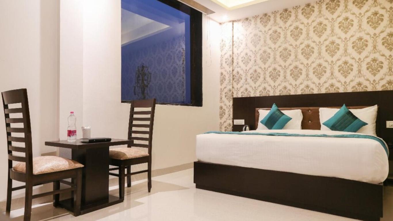 OYO Townhouse 516 Hotel N Suites
