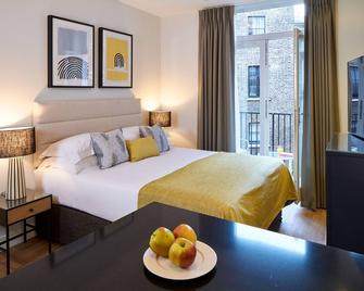 Cheval Harrington Court Apartments - London - Bedroom