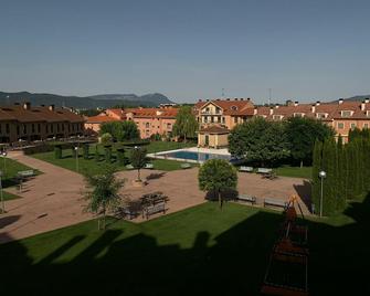 Apartamento Los Maños de Oroel - Jaca - Piscina