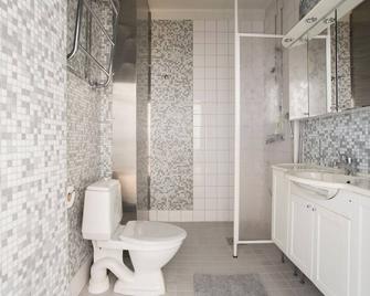 2ndhomes 2BR apartment by the Esplanade Park - Helsínquia