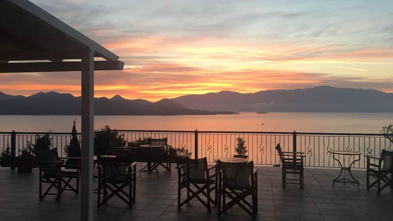 Aliki Hotel