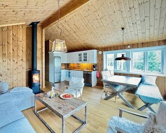 Mountain Cabin Nesfjellet Sauna, Hot Tub & Skiing - Nesbyen - Living room