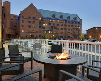 Home2 Suites by Hilton Sioux Falls/ Sanford Medical Center - Sioux Fals - Balkón