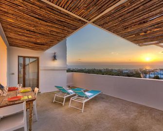 Masseria Samenti - Torre Suda - Balcón