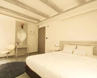 Hotel Lava Seocho - Seoul - Bedroom