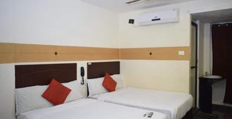 Hotel Boopathi Madurai - Madurai - Phòng ngủ