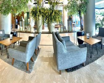 Kyriad Hotel Muraya Aceh - בנדה אקה - לובי