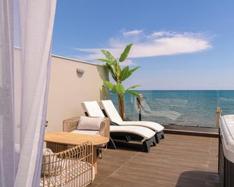 Pearl Luxury Living - Zakynthos - Balkon